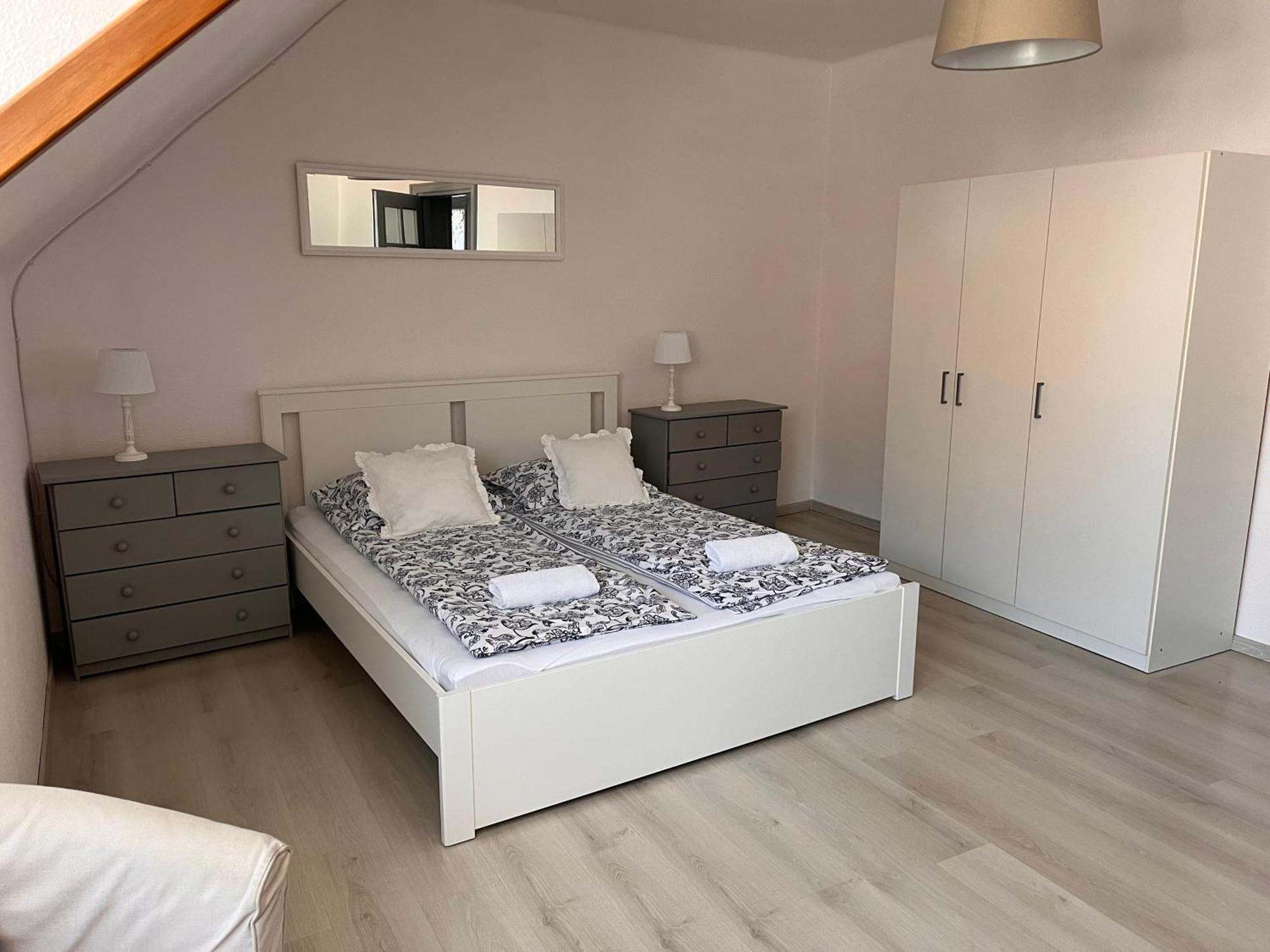 Pacsirta Apartman Grand Eger Esterno foto